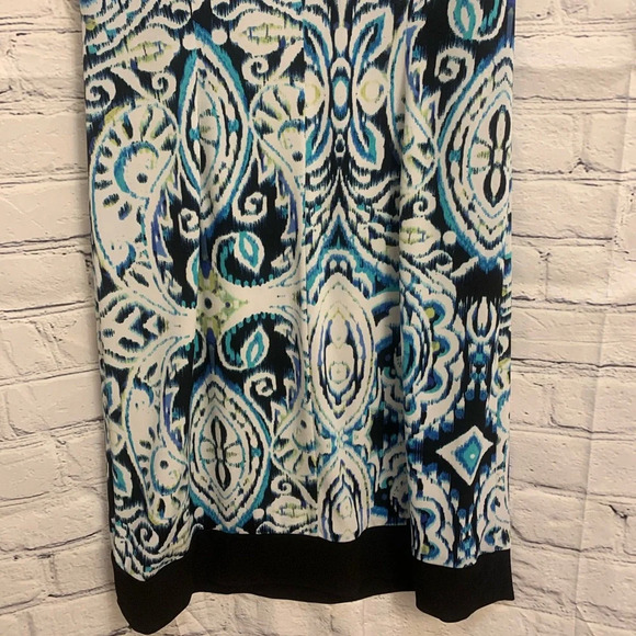 AB Studio Dress in Blues, Green And Black  - Medium - Picture 10 of 13